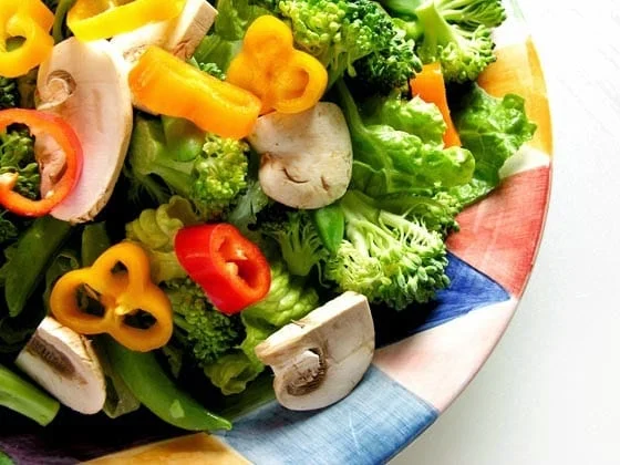6 alimentos que ajudam a ter uma pele saudável de forma natural 1 comida saudavel3