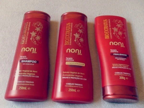 Produtos para cabelos pintados: Bio extratus NONI PLUS 1 SDC10383 e1444224859363