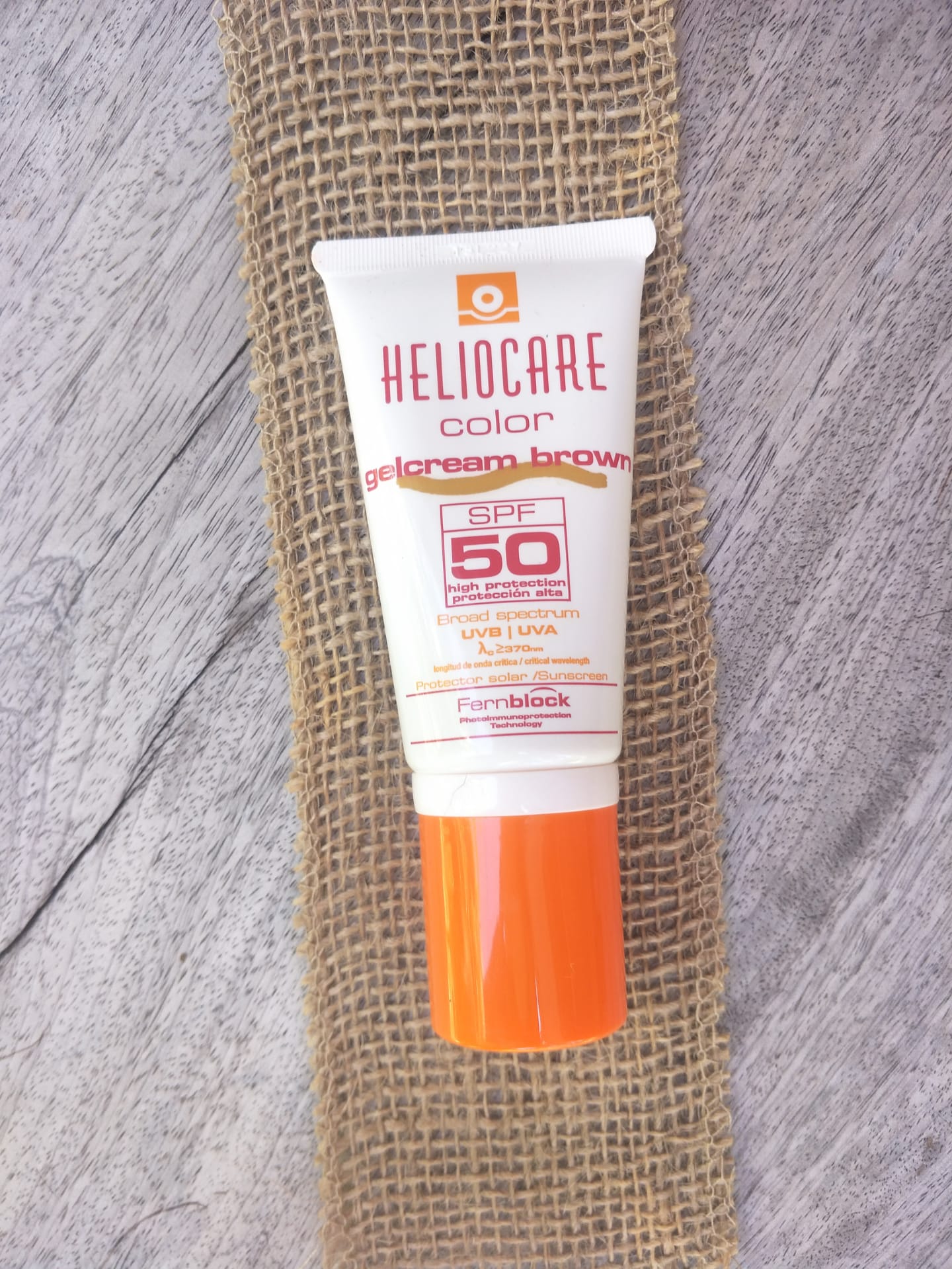 Heliocare Gelcream Colour Light SPF 50