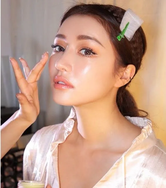 Glass Skin