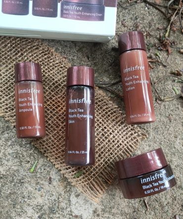 Innisfree Black Tea Special Kit