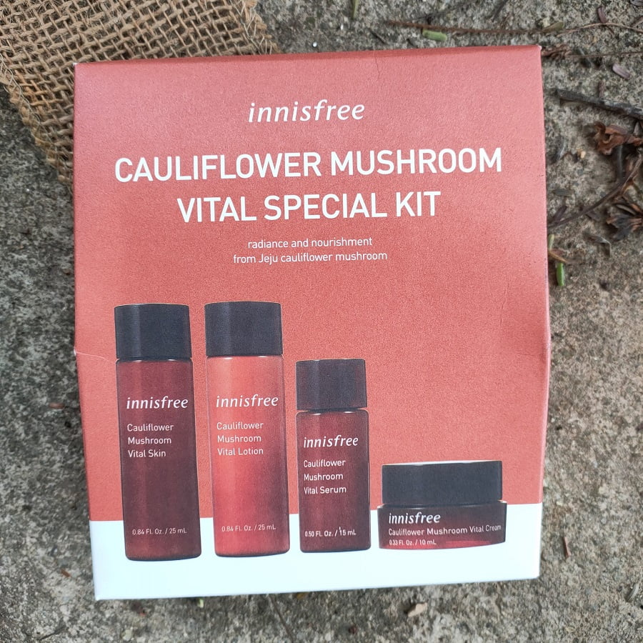 Innisfree Cauliflower Mushroom Vital Special Kit - 4 Items 1 Innisfree Cauliflower Mushroom Vital Special Kit
