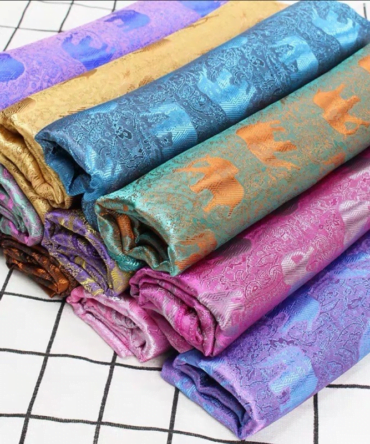 lenço em seda tradicional tailandês